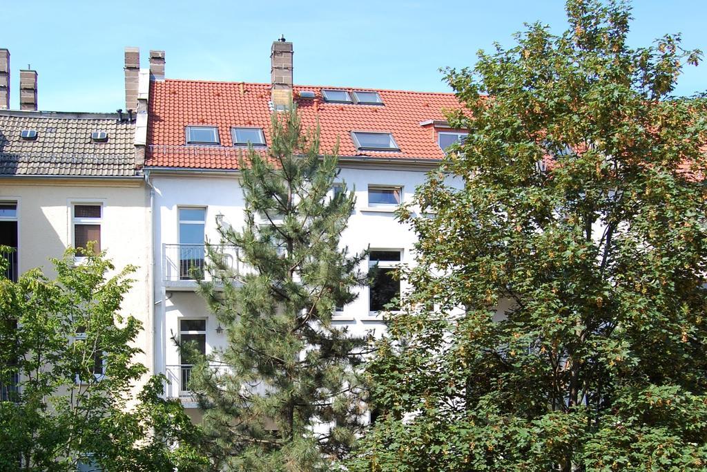 Schoener Wohnen Im Denkmal - Grosszuegig Geschnitten, Kostenfreies Wlan Leipzig Bagian luar foto